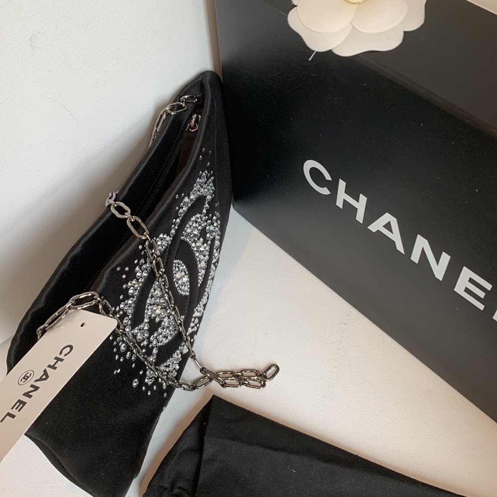 CHANEL 🖤 Rare Diamonte Swarovski Crystal Studded CC Black Satin Silk Chain Bag - Picture 4 of 16